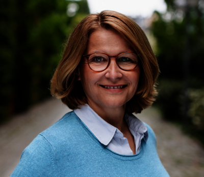 Porträt von Stefanie Osswald, Referentin Gremienarbeit beim KKS-Netzwerk